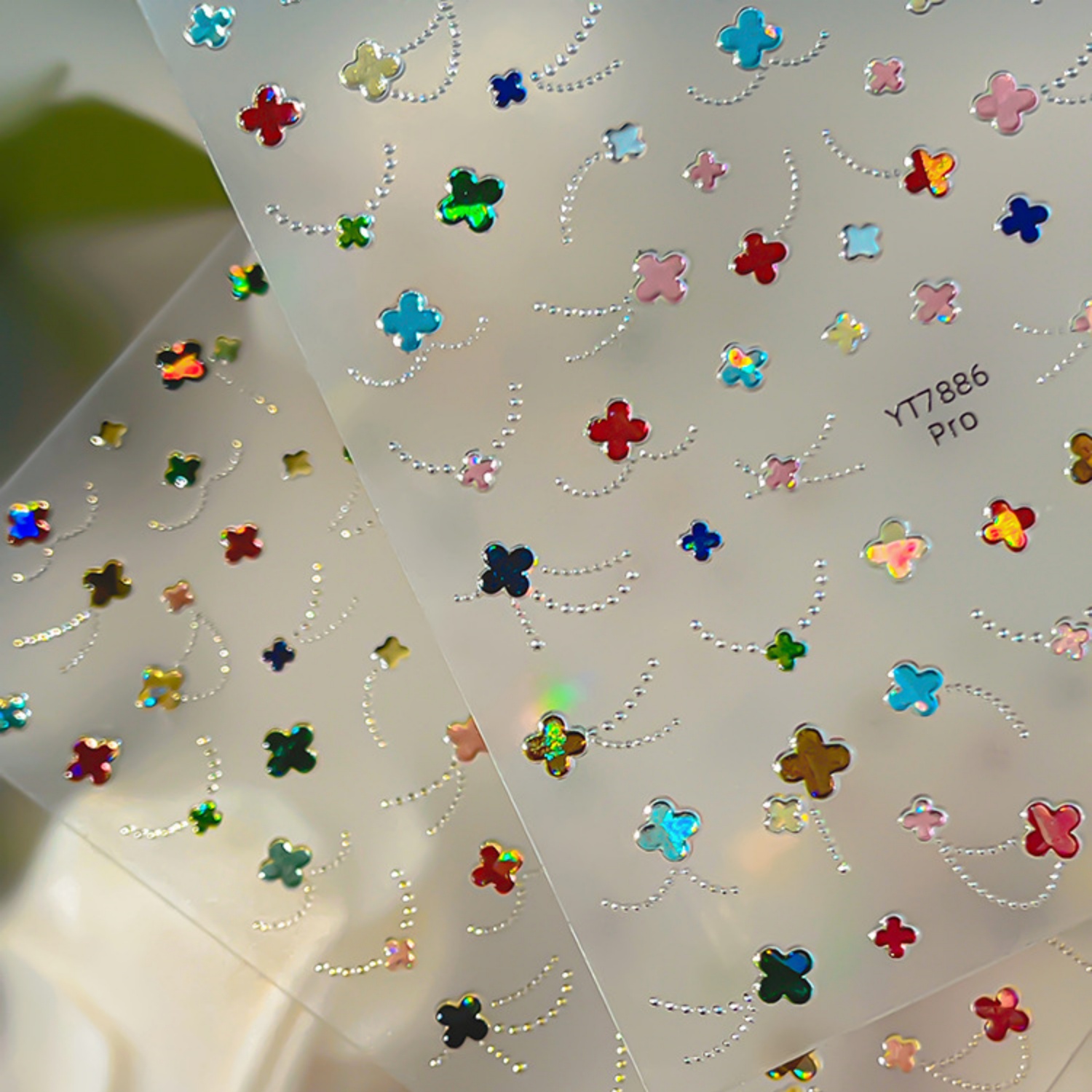 Colorful Holographic Four Leaf - Nail Art Zelda ulasan dan harga